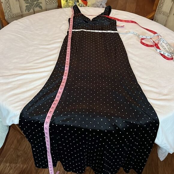 CRYSTAL DOLL Dress Sz 7 Black Velvet Diamond Studded VNeck Sleeveless Maxi - Picture 12 of 12